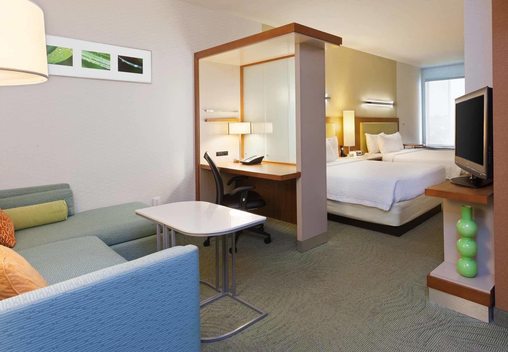 Springhill Suites By Marriott San Angelo Exterior photo