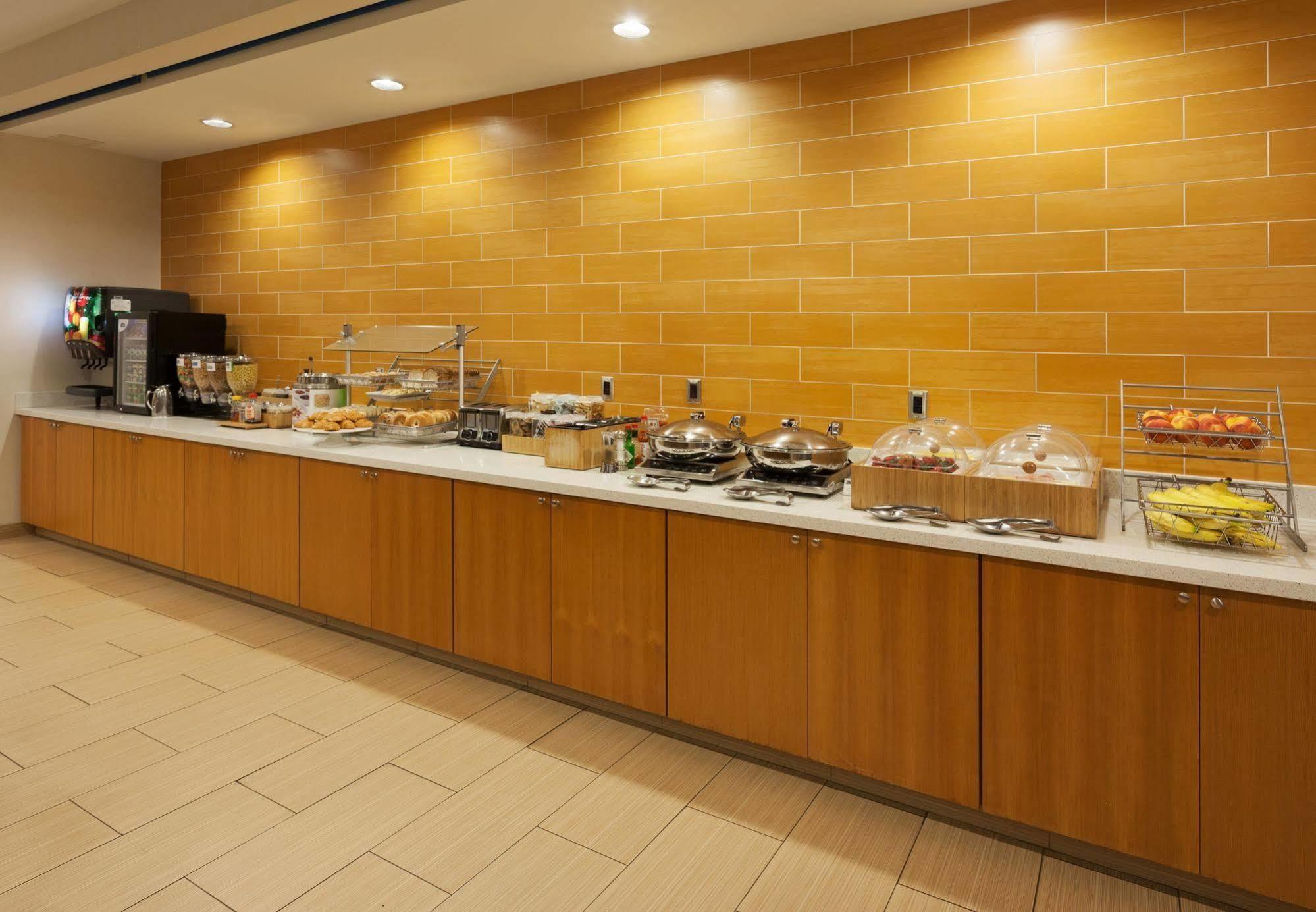 Springhill Suites By Marriott San Angelo Exterior photo